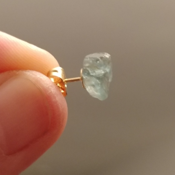 ***SOLD**** Raw Aquamarine Earrings - Picture 6 of 6